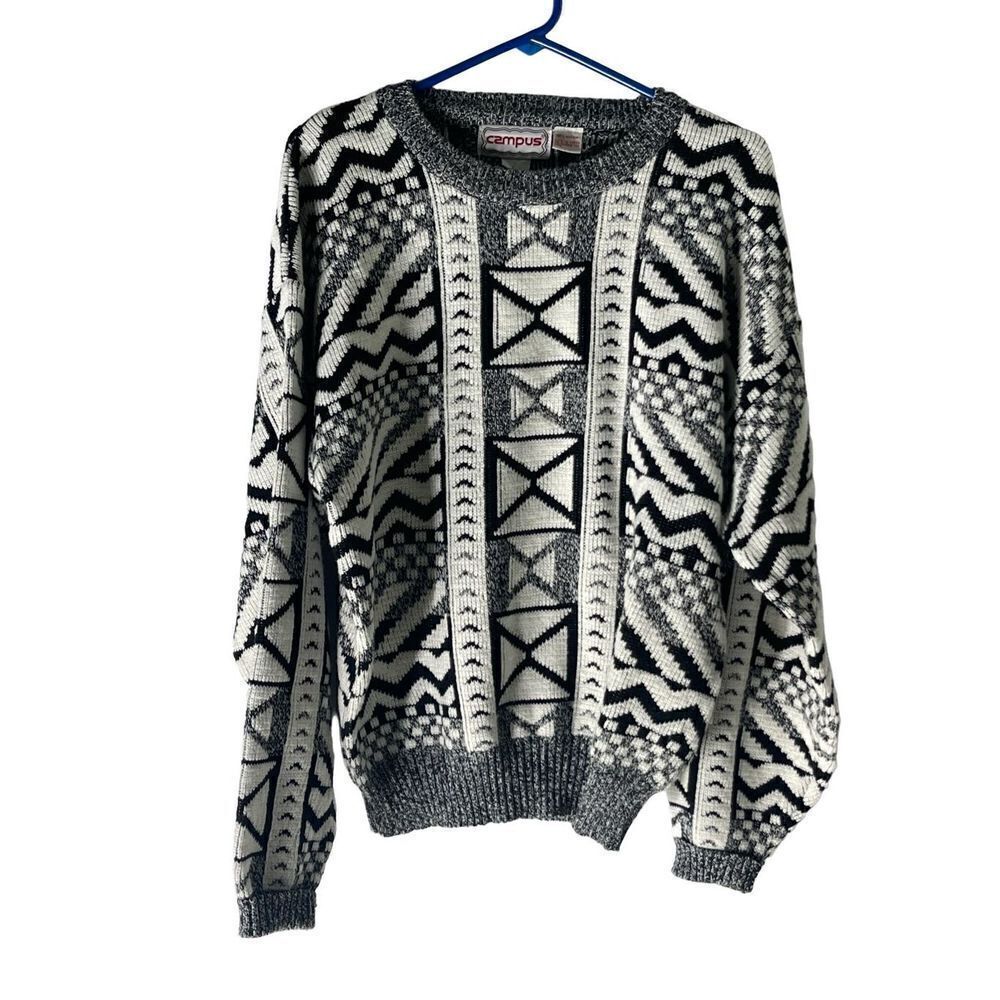 Vintage 80s Black and White Geometric Print Heavy Knit Sweater Women’s Size Lar